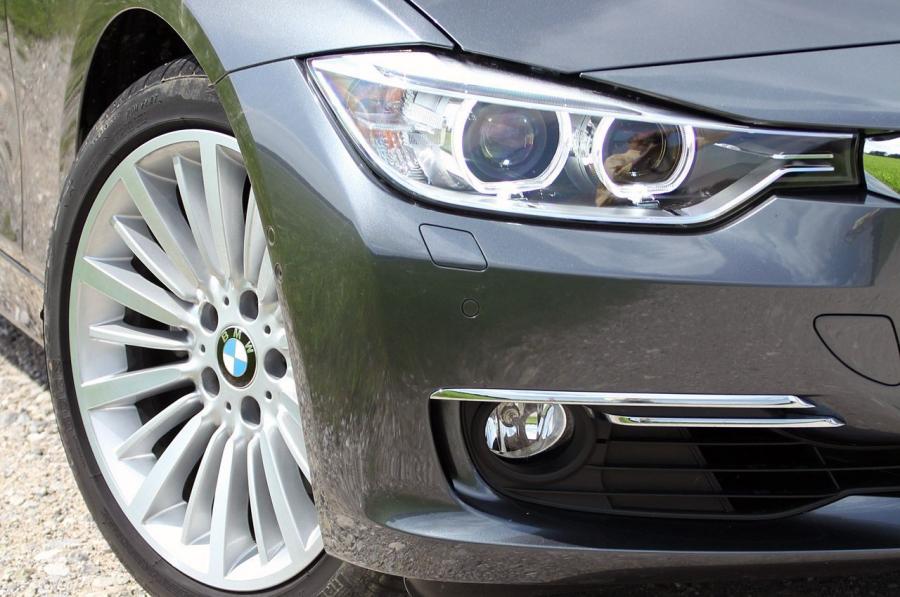  BMW 3-Series Sports Wagon 2014 года  (фото 41 из 48)